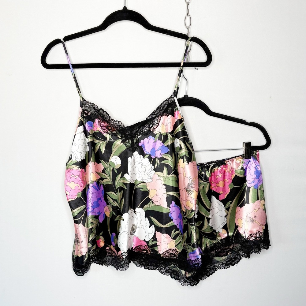 In Bloom by Jonquil Floral Satin Pajama Set Lace Trim Cami Shorts Black Large